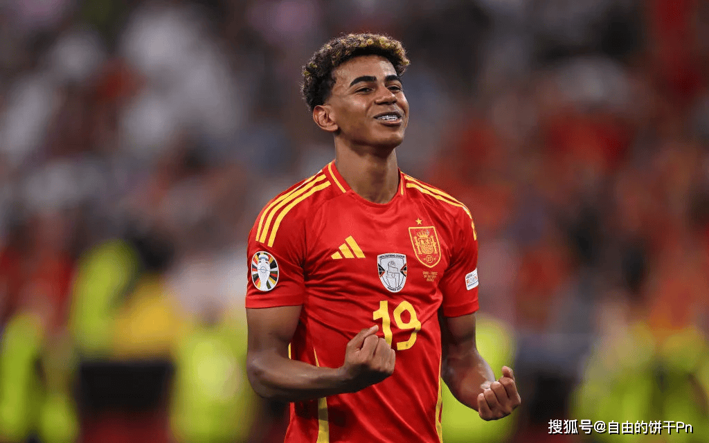 某俱乐部在 某俱乐部在